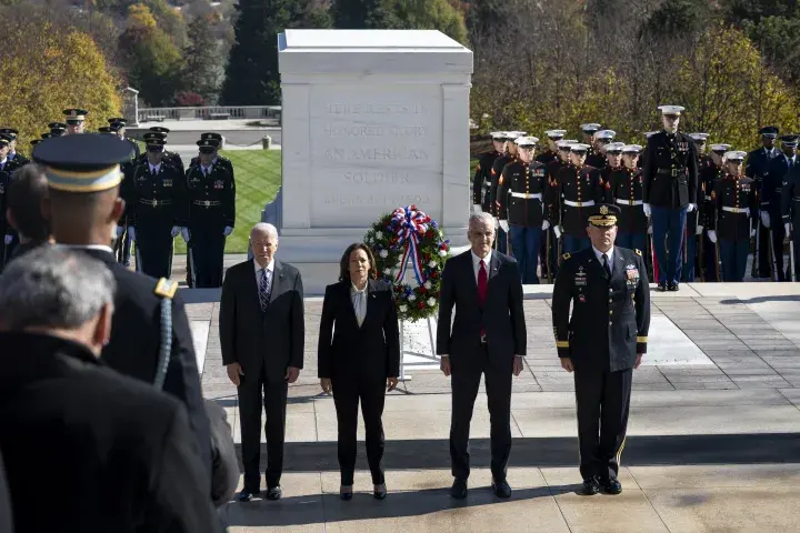 Image: DHS Secretary Alejandro Mayorkas Attends the Annual Veterans Day Ceremony at Arlington National Cemetery (011)