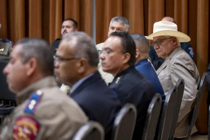 Image: DHS Secretary Alejandro Mayorkas Participates in a Law Enforcement Roundtable  (209)