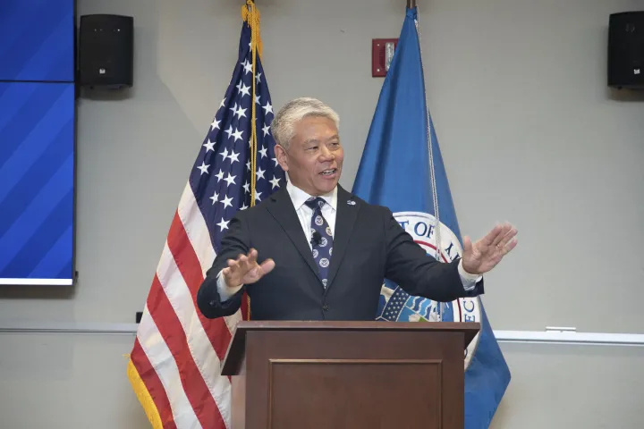 Image: DHS Deputy Secretary John Tien Presents the Secretary’s Award to DHS Employees in ATL  (021)
