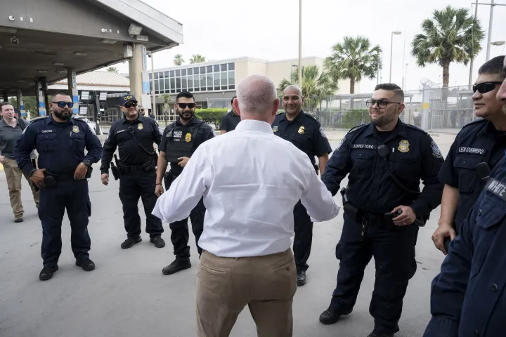 Image: DHS Secretary Alejandro Mayorkas Travels to Brownsville, Texas  (233)