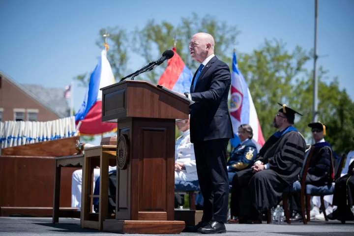 Image: DHS Secretary Alejandro Mayorkas Delivers Remarks at USCG Academy Commencement Address 2023 (036)