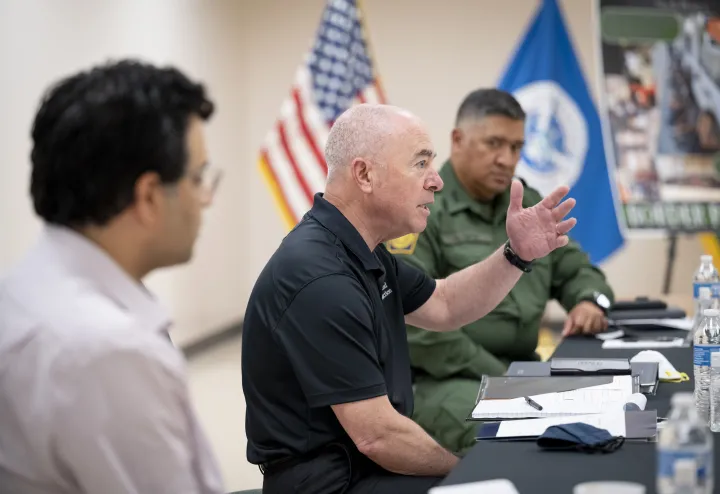Image: DHS Secretary Alejandro Mayorkas Meets with Law Enforcement Officials (7)