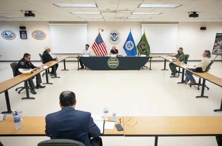 Image: DHS Secretary Alejandro Mayorkas Meets with Law Enforcement Officials (3)