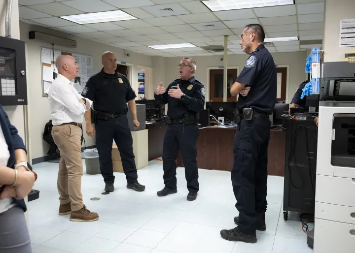 Image: DHS Secretary Alejandro Mayorkas Travels to Brownsville, Texas  (237)