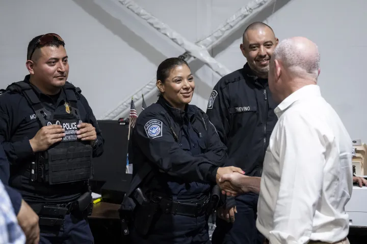 Image: DHS Secretary Alejandro Mayorkas Travels to Brownsville, Texas  (246)