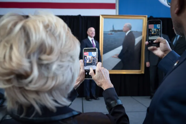 Image: DHS Secretary Jeh Johnson Portrait Unveiling (038)