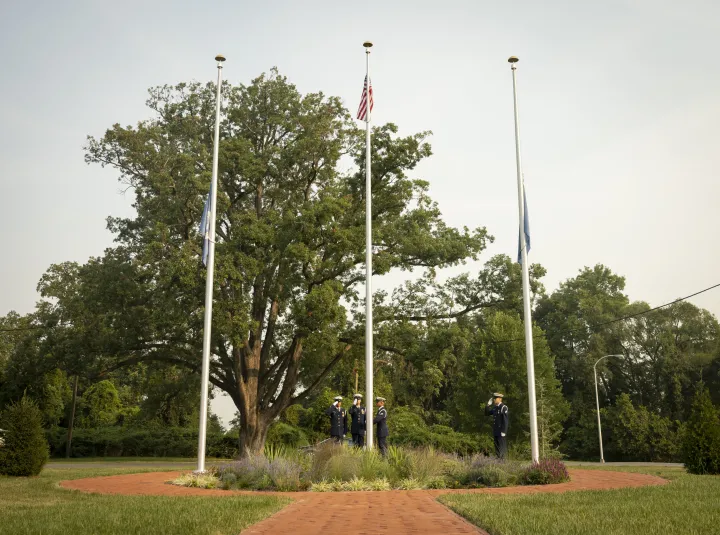 Image: Ground Zero Flag Raising Ceremony (4)