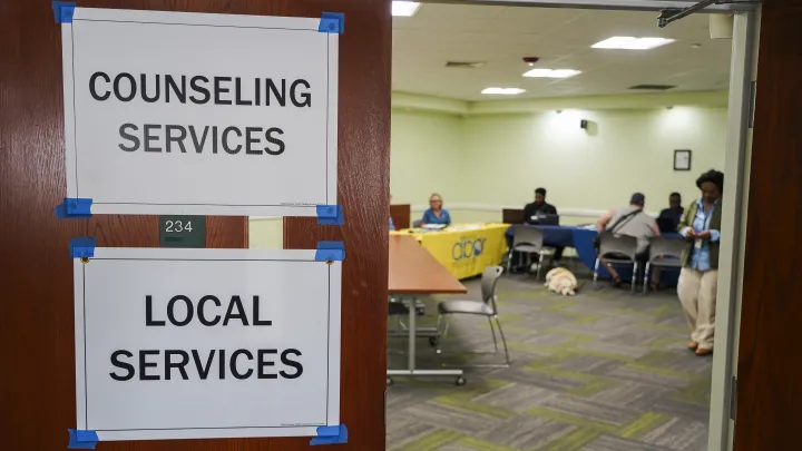 Image: FEMA Disaster Recovery Center in Kissimmee (2)