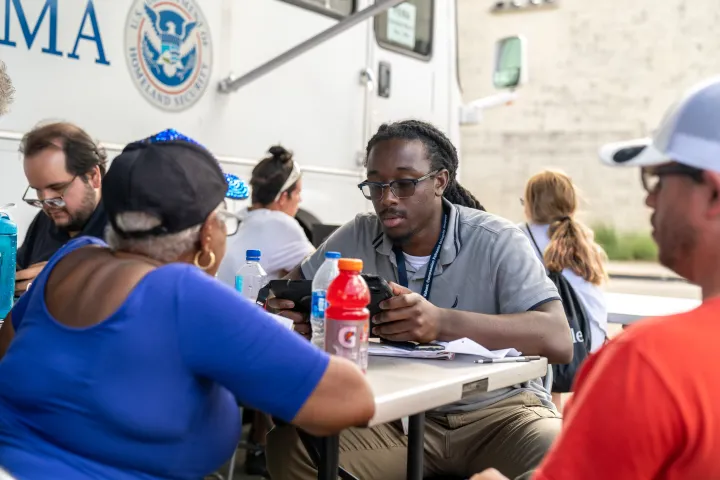 Image: FEMA Individua Assistance in Charlotte County, Florida (2)