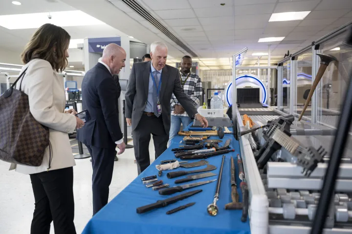 Image: DHS Secretary Alejandro Mayorkas Visits Washington Dulles International Airport (006)