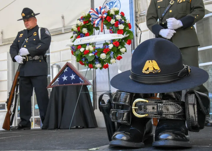 Image: U.S. Customs and Border Protection Valor Memorial and Wreath Laying Ceremony (37)
