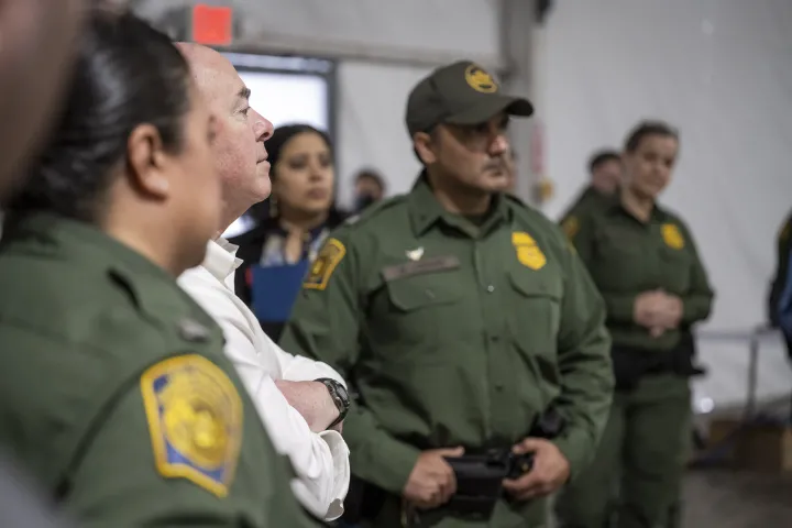 Image: DHS Secretary Alejandro Mayorkas Visits the Donna Processing Center (042)