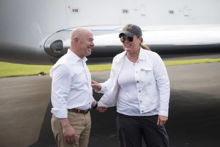 Image: DHS Secretary Alejandro Mayorkas Travels to Brownsville, Texas  (260)