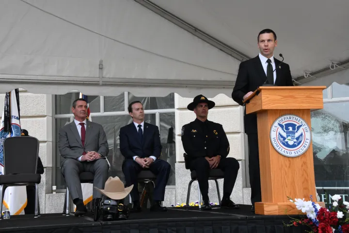 Image: U.S. Customs and Border Protection Valor Memorial and Wreath Laying Ceremony (12)