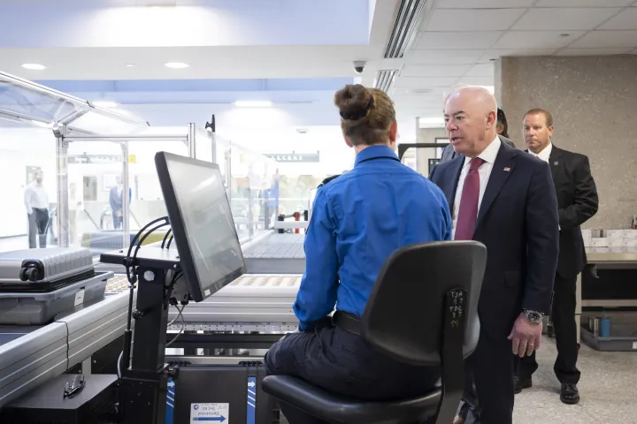 Image: DHS Secretary Alejandro Mayorkas Visits Washington Dulles International Airport (018)