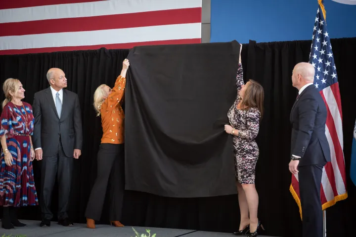 Image: DHS Secretary Jeh Johnson Portrait Unveiling (034)