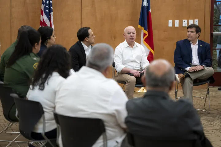 Image: DHS Secretary Alejandro Mayorkas Visits La Plaza at Brownsville Terminal  (091)