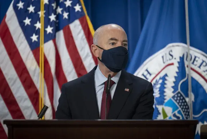 Image: DHS Secretary Mayorkas Press Conference on Counterfeit N95 Masks (16)