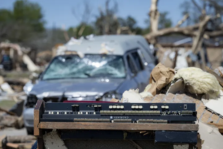 Image: DHS Secretary Alejandro Mayorkas Visits Rolling Fork, Mississippi  (102)