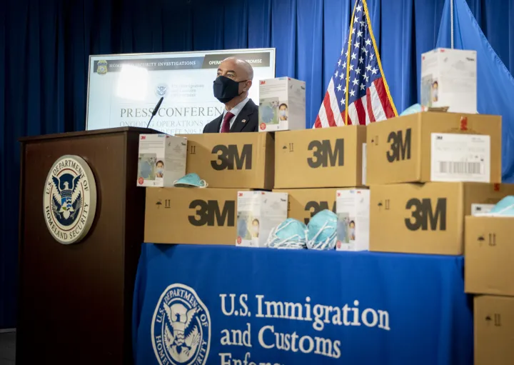 Image: DHS Secretary Mayorkas Press Conference on Counterfeit N95 Masks (11)