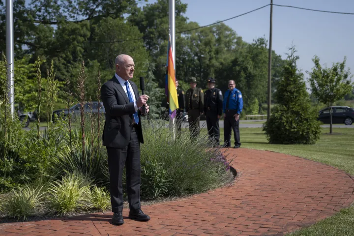 Image: DHS Headquarters Raises Pride Flag  (005)