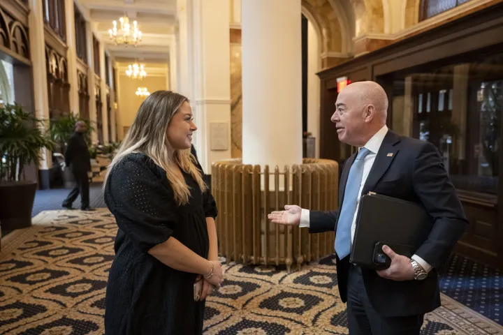 Image: DHS Secretary Alejandro Mayorkas Participates in a U.S. Travel Association CEO Roundtable  (001)