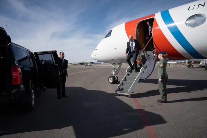 Image: DHS Secretary Alejandro Mayorkas Arrived to Tucson, Arizona (004)