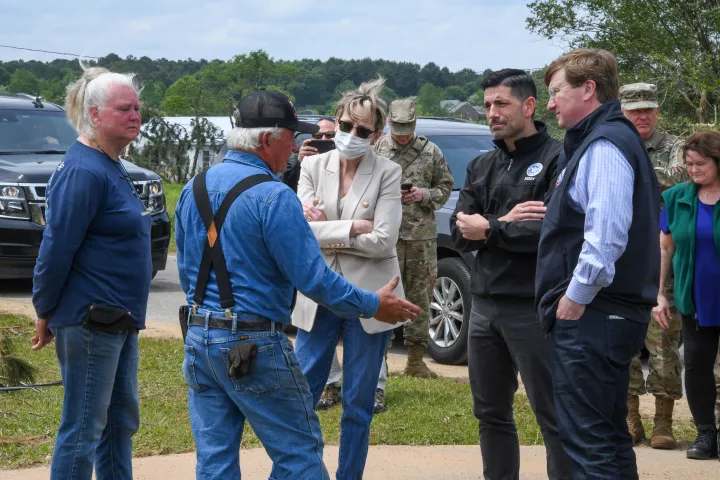 Image: Acting Secretary Wolf Tours Mississippi Tornado Aftermath (22)