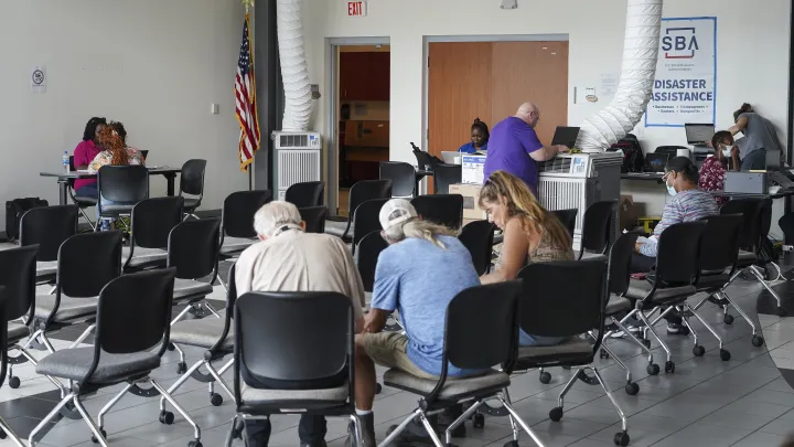 Image: FEMA Disaster Recovery Center at the Seminole State College in Sanford (3)