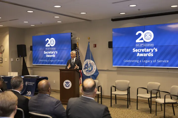 Image: DHS Deputy Secretary John Tien Presents the Secretary’s Award to DHS Employees in ATL  (040)