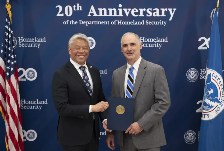 Image: DHS Deputy Secretary John Tien Hosts the Secretary’s Awards in Louisville, Kentucky  (045)