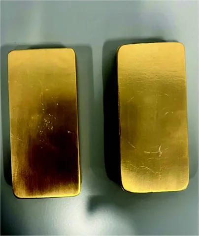 HSI special agents arranged for the production of fake gold bars to deliver to alleged scammer.