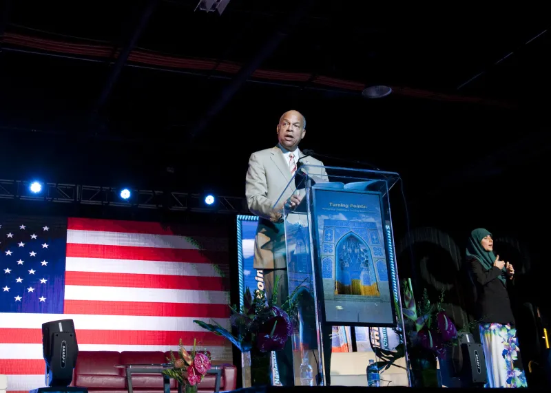Secretary Johnson addresses the audience at ISNA’s 53rd annual convention