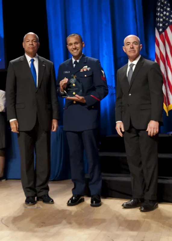 Secretary of Homeland Security Jeh Johnson and Deputy Secretary of Homeland Security Alejandro Mayorkas presented the Secretary's Award for Valor to Petty Officer 2nd Class Richard A. Steidell