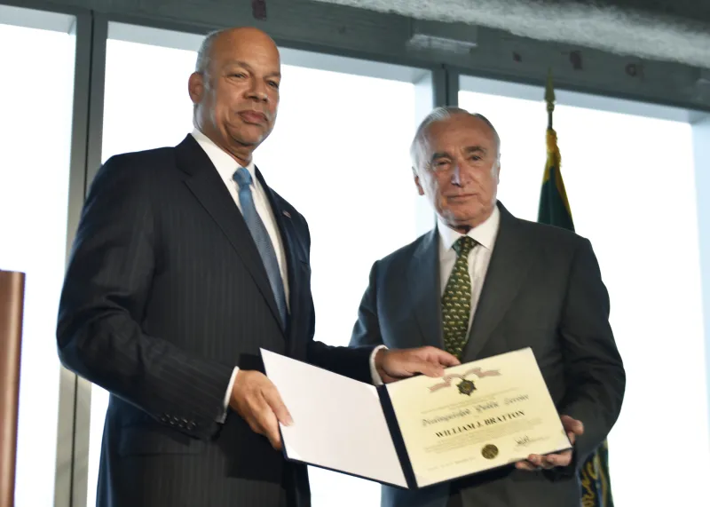 Secretary Johnson presents award to NYC Police Commissioner Bratton