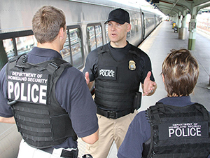 A photo of DHS police